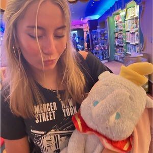 Meet your Posher, Alison